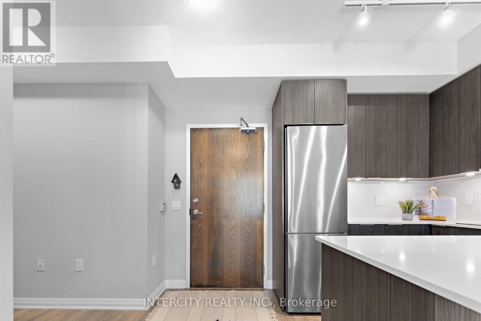 627 99 Eagle Rock Way