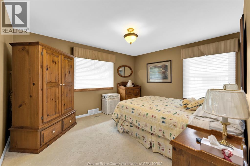 1506 Whitewood