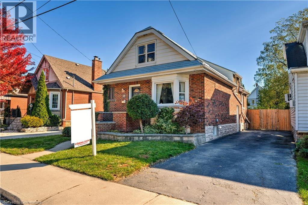 97 Knyvet Avenue