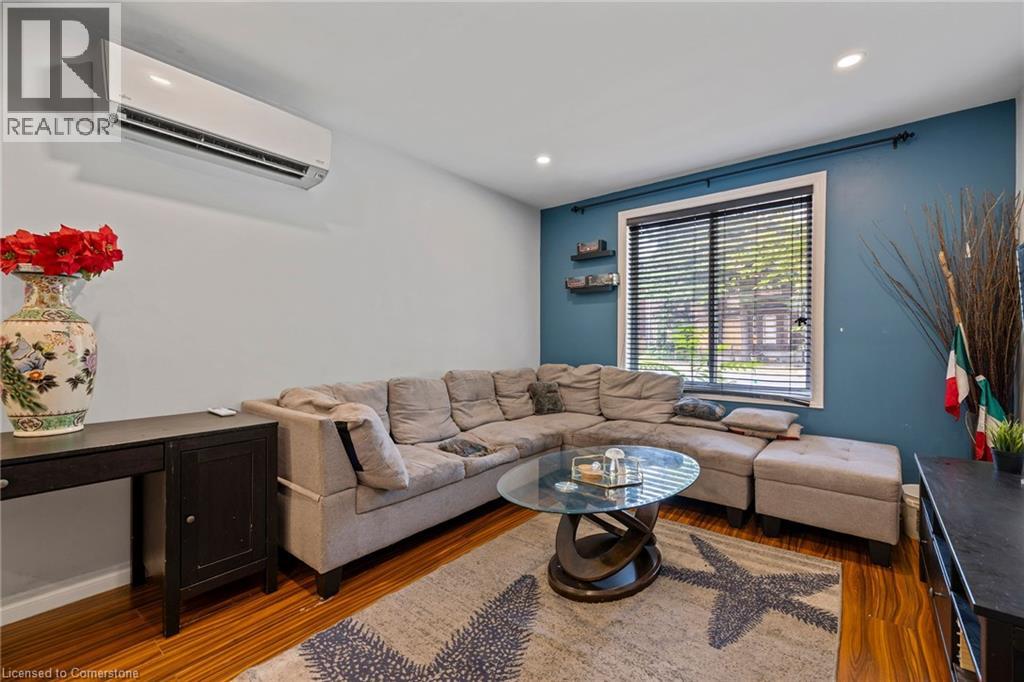 28 Victoria Avenue N Unit 104