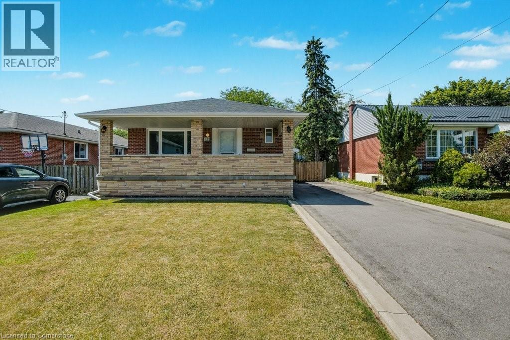 111 Castlefield Drive