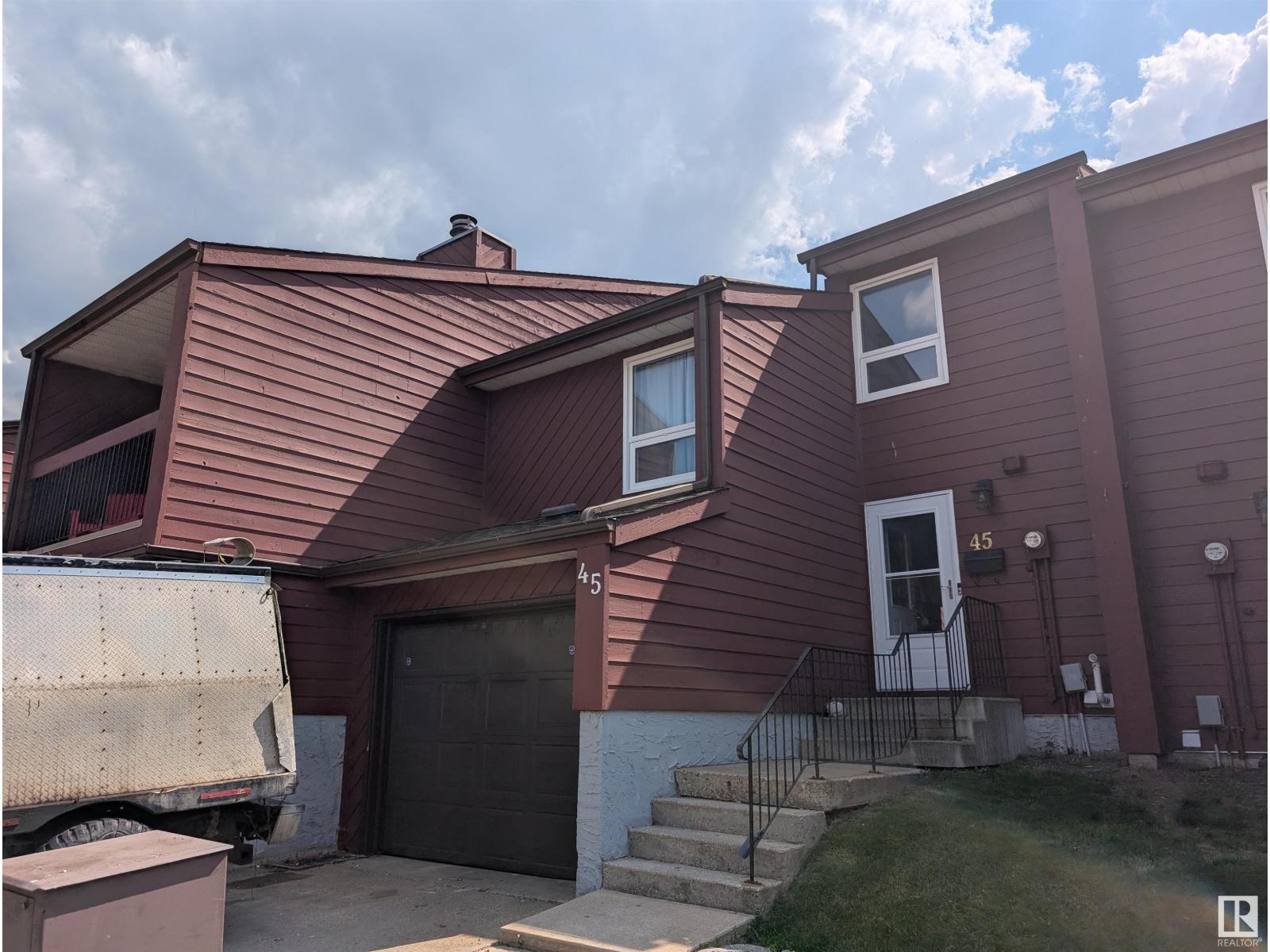 45 Lorelei Cl Nw
