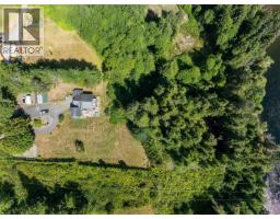 Primary Bedroom - B 610 Nimpkish Heights Rd, Hyde Creek, BC V0N2R0 Photo 5