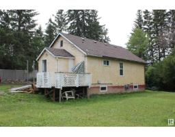 Primary Bedroom - 12 Main Road, Derwent, AB T0B1C0 Photo 3