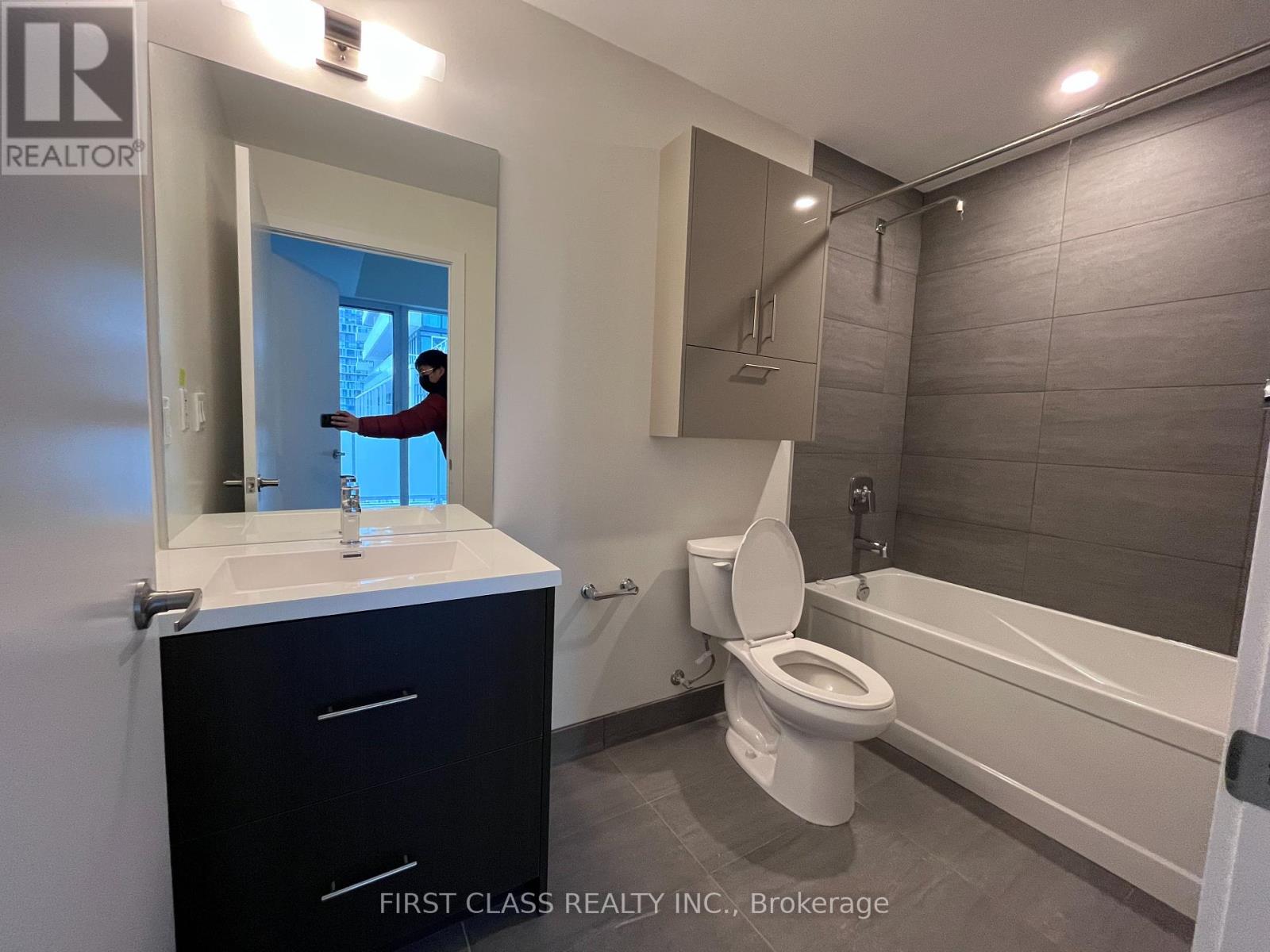 503 188 Fairview Mall Drive
