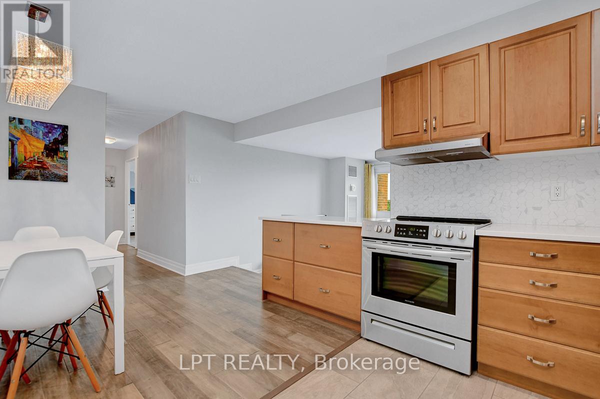 807 1100 Ambleside Drive