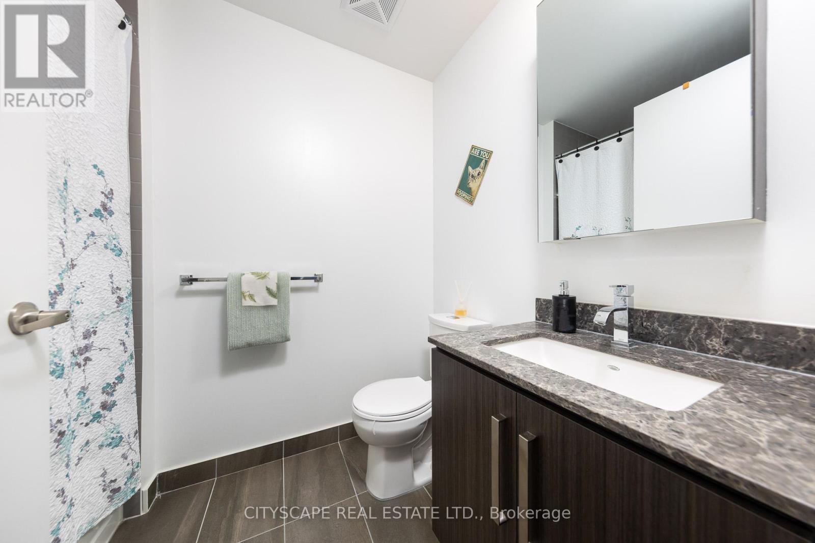 1201 5180 Yonge Street