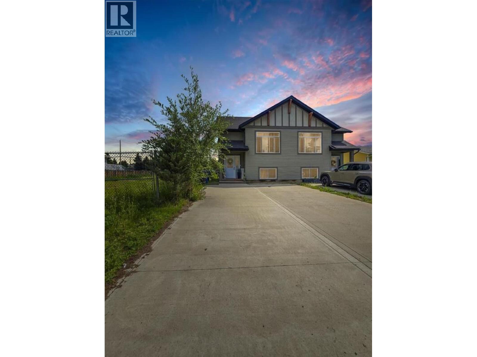 8817 90 Street