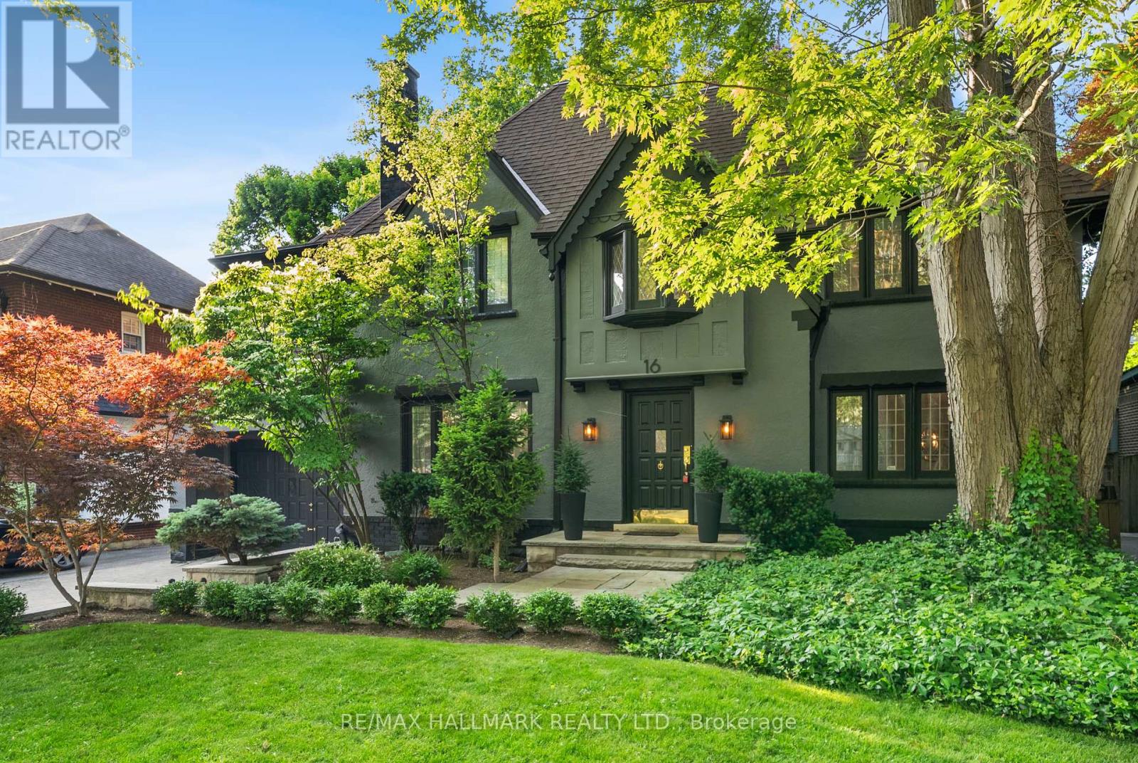 16 Elderwood Drive