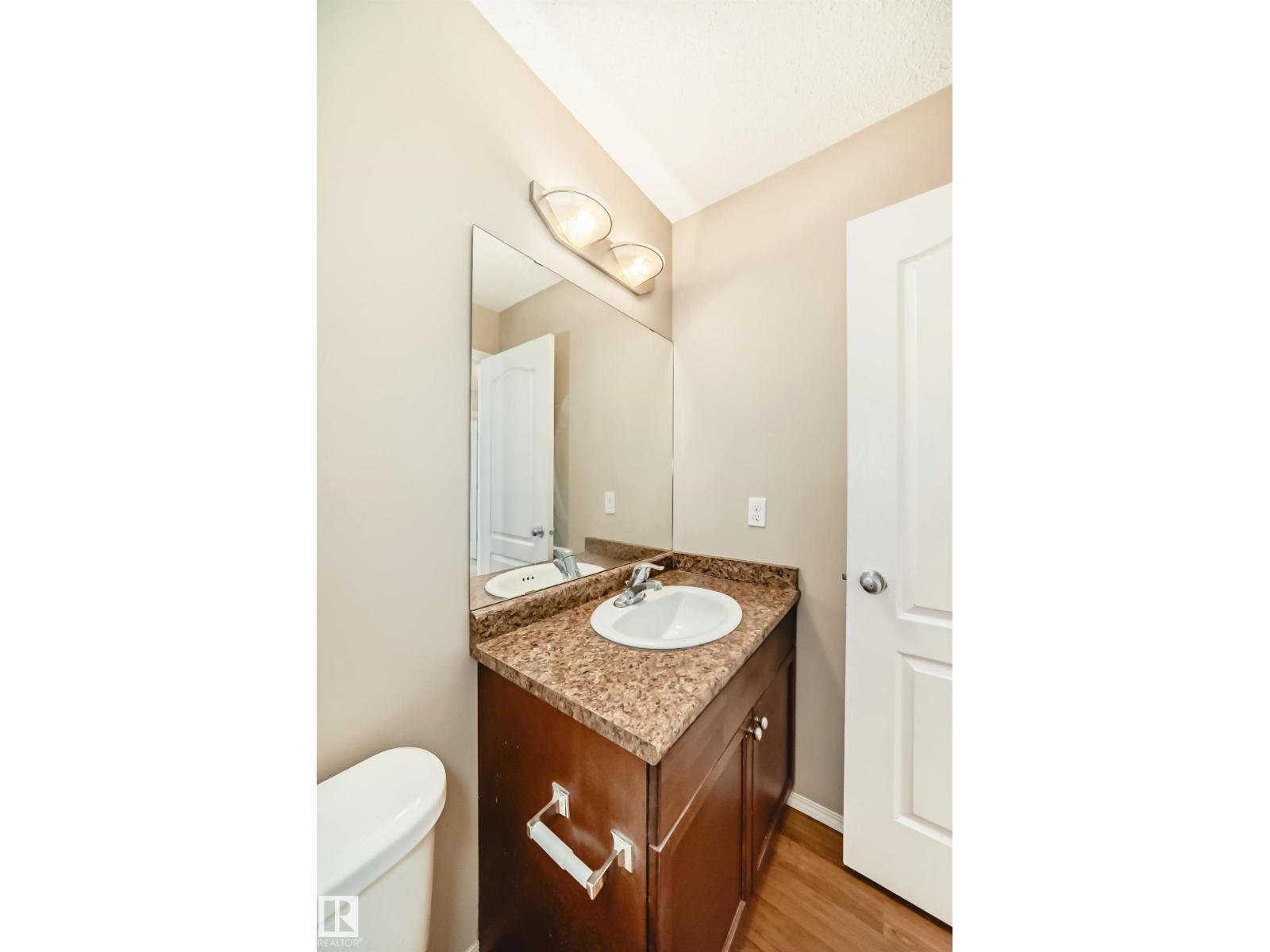 6219 18 Av Sw