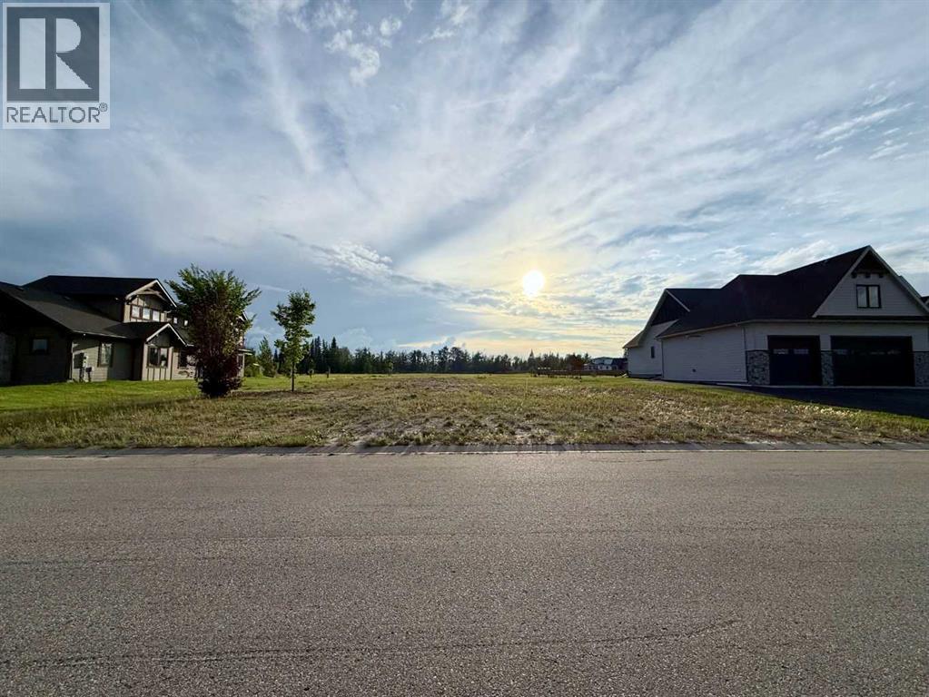 5704 Poplar Lane