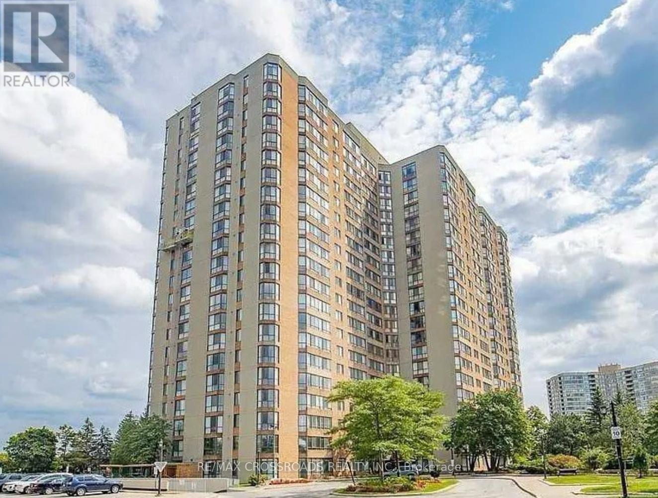1425 75 Bamburgh Circle