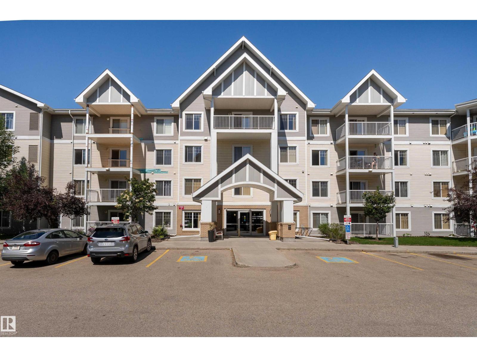 303 2208 44 Av Nw
