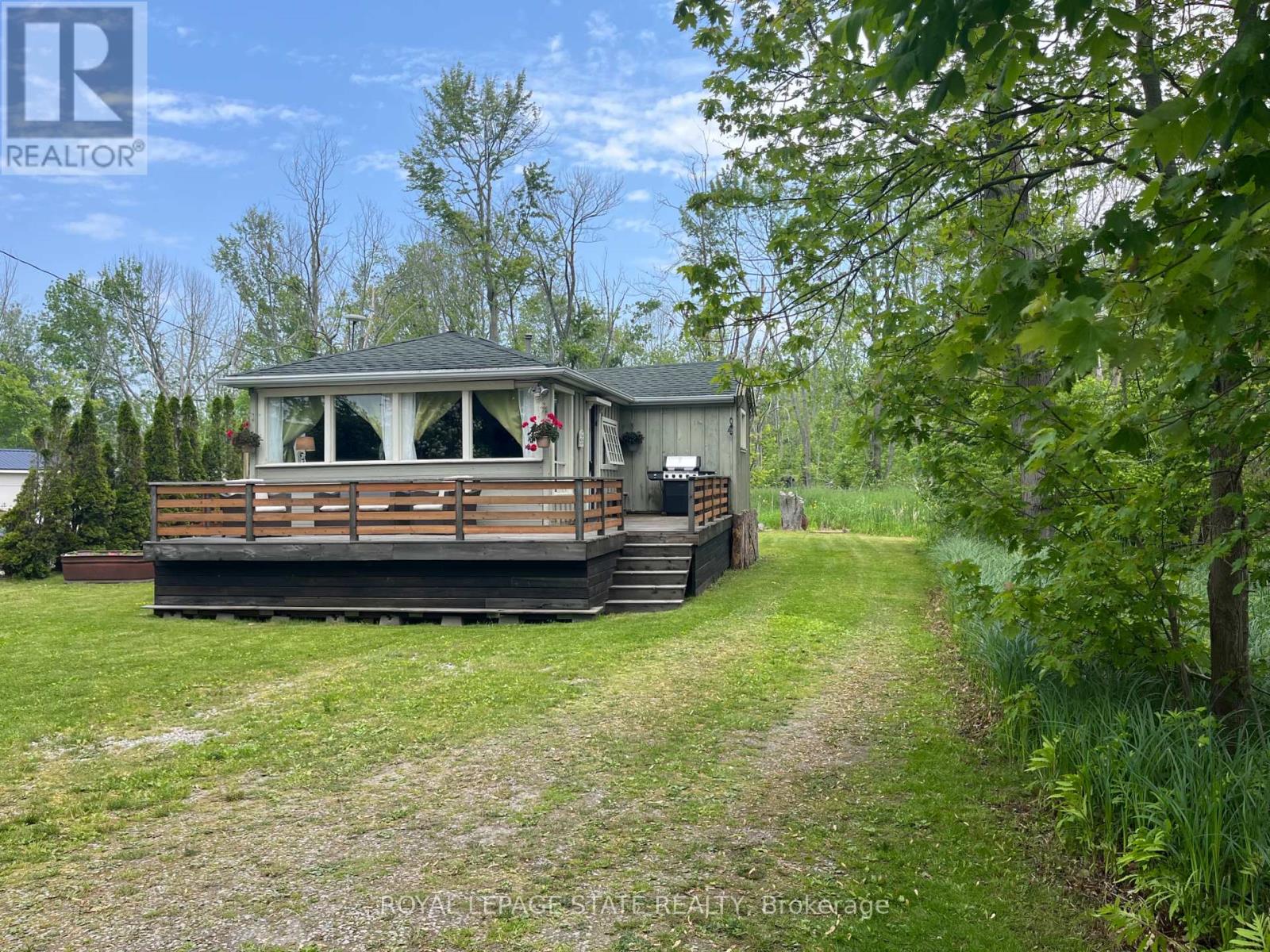 826 Sandy Bay Road