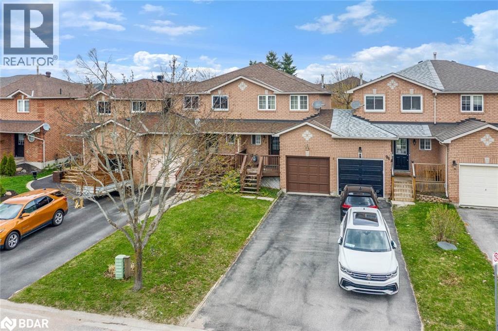 96 Lee Crescent