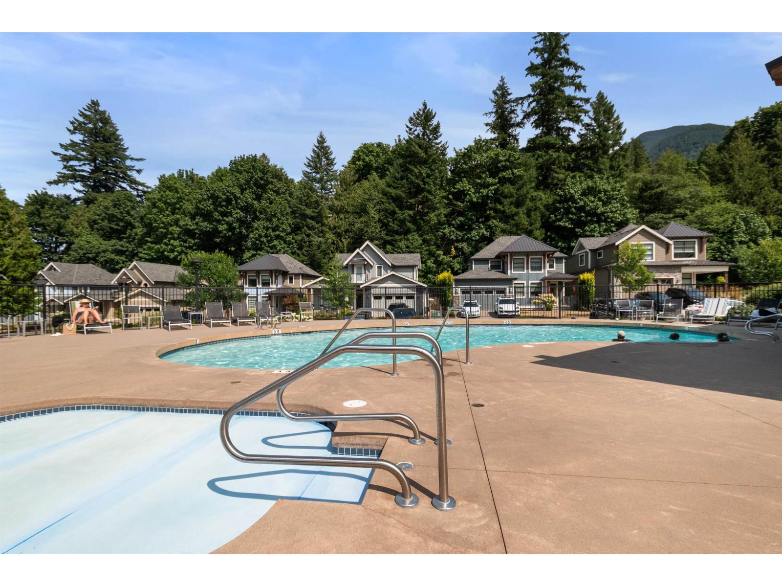 15 1885 Columbia Valley Road Cultus Lake South