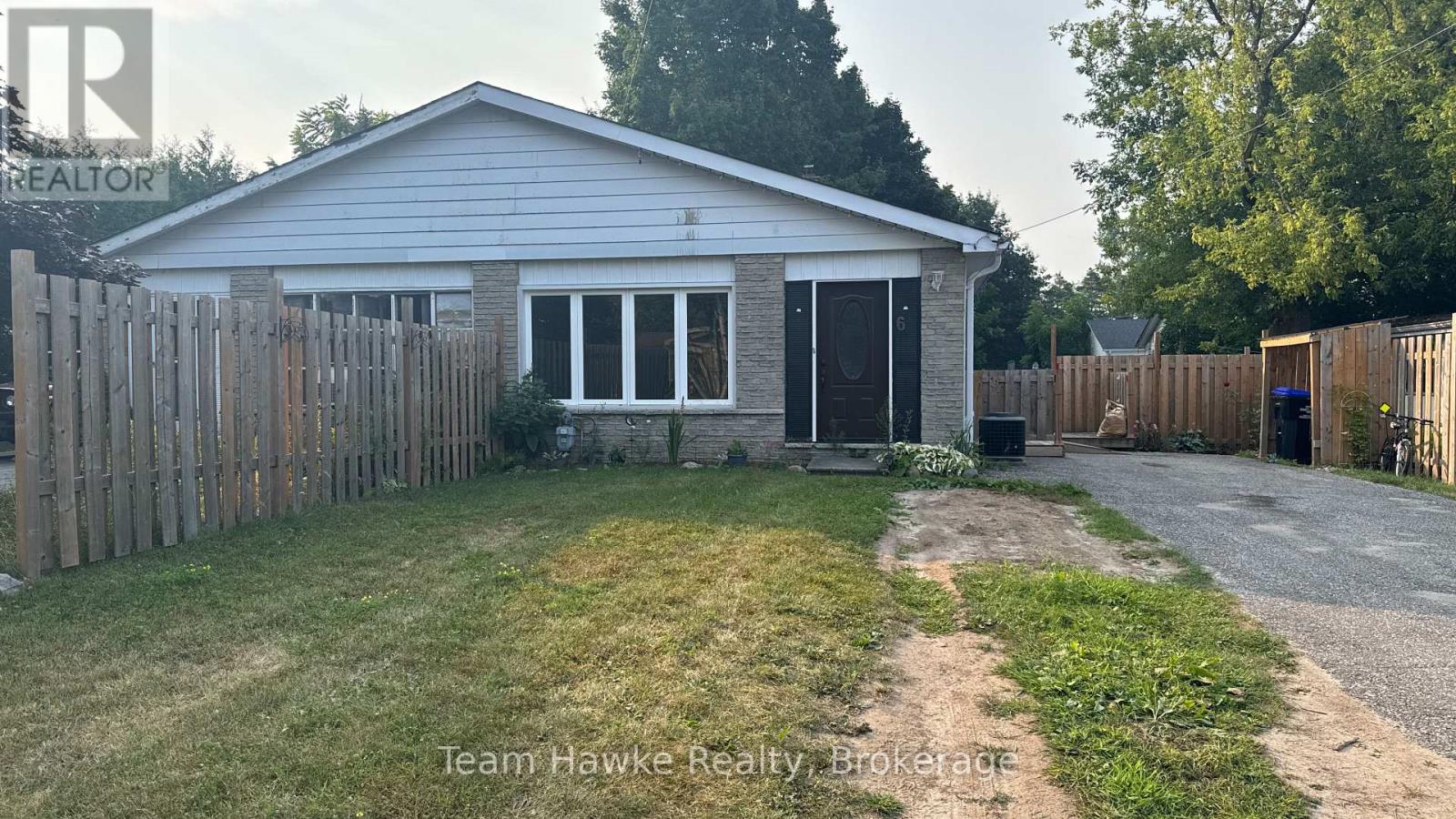 6 Beaumaur Drive