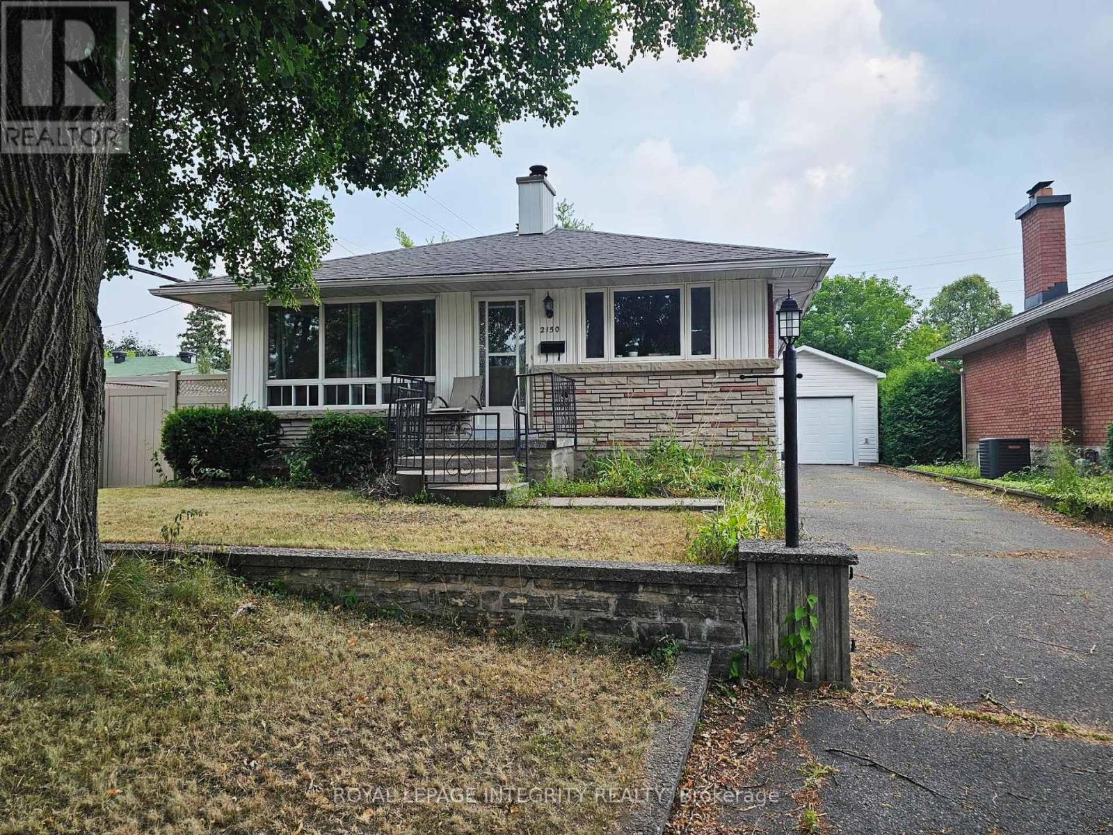 2150 Lemay Crescent
