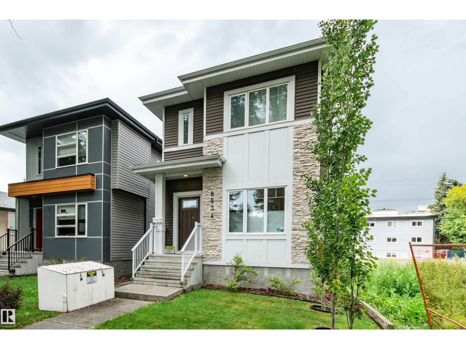 8534 81 Av Nw