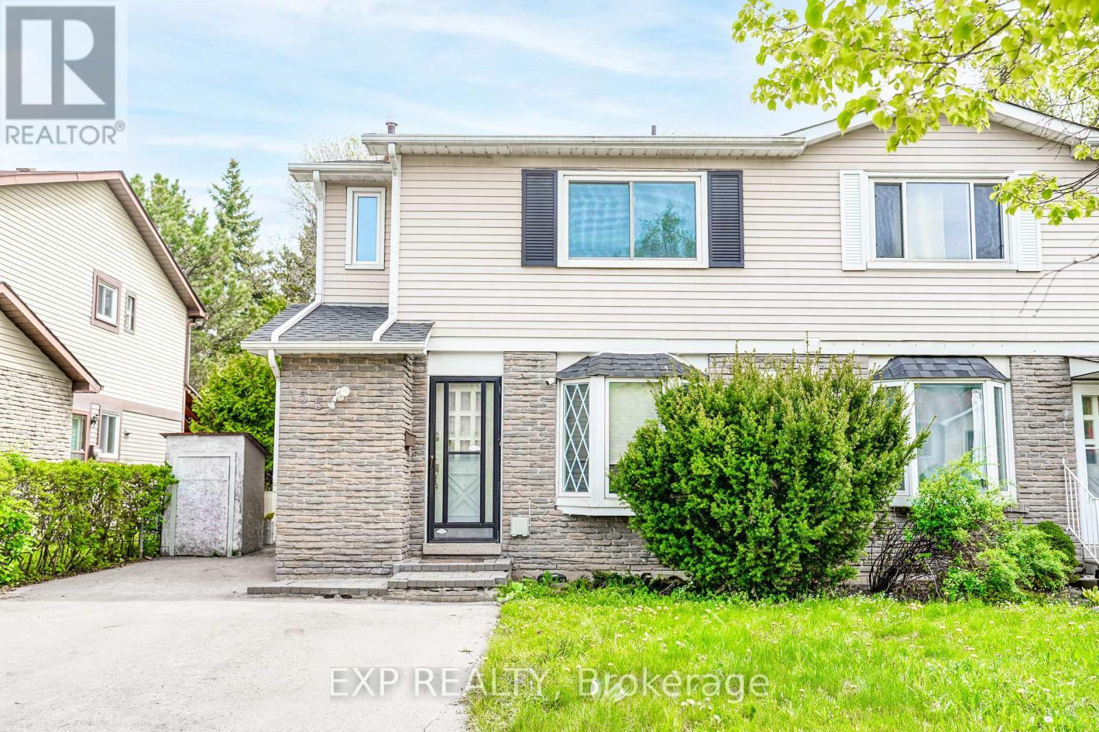 55 Hollyberry Trail
