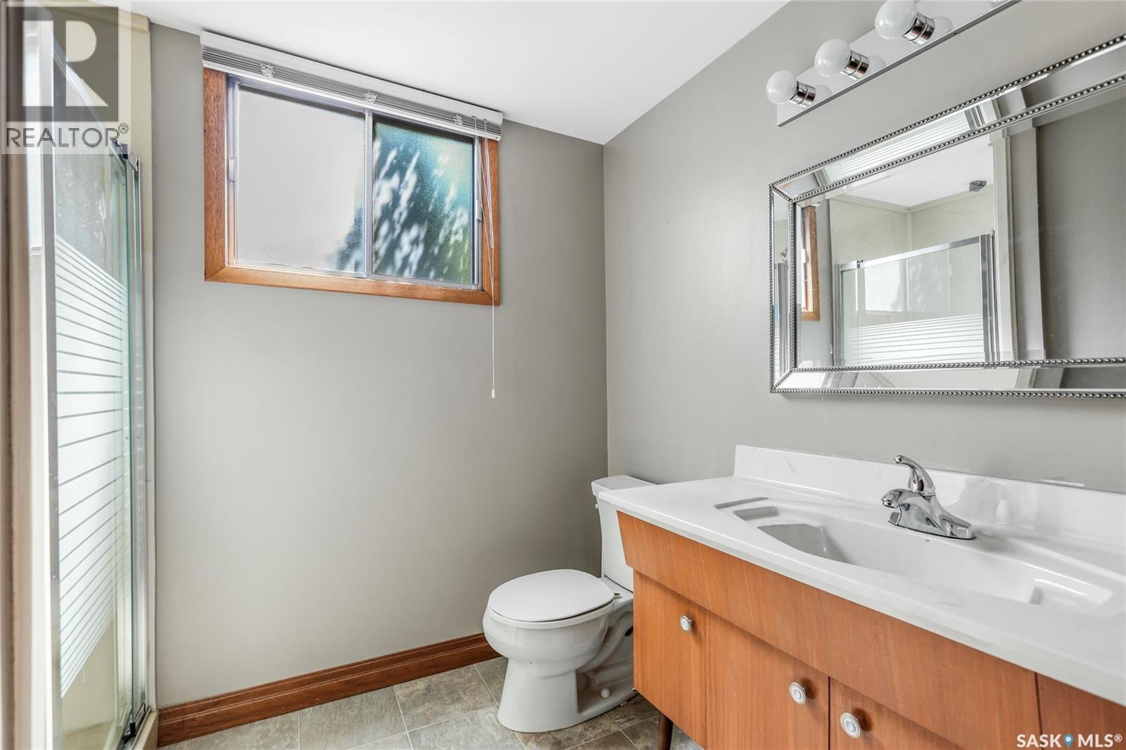 10 Selkirk Crescent