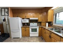 Living room - Coulter Acreage, Connaught Rm No 457, SK S0E1T0 Photo 3