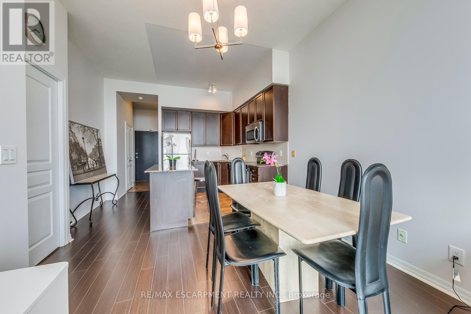 3607 225 Webb Drive