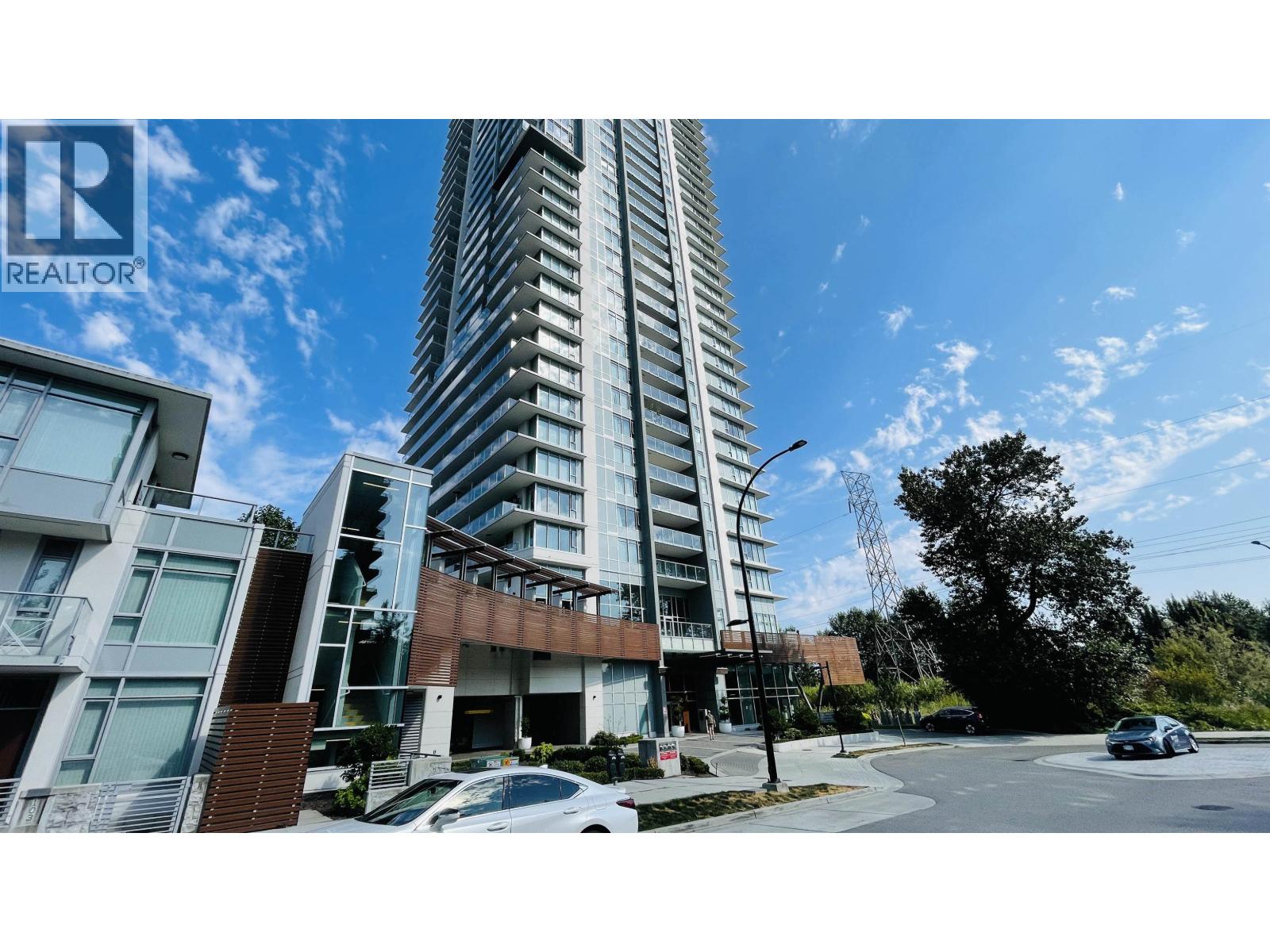 3701 2388 Madison Avenue