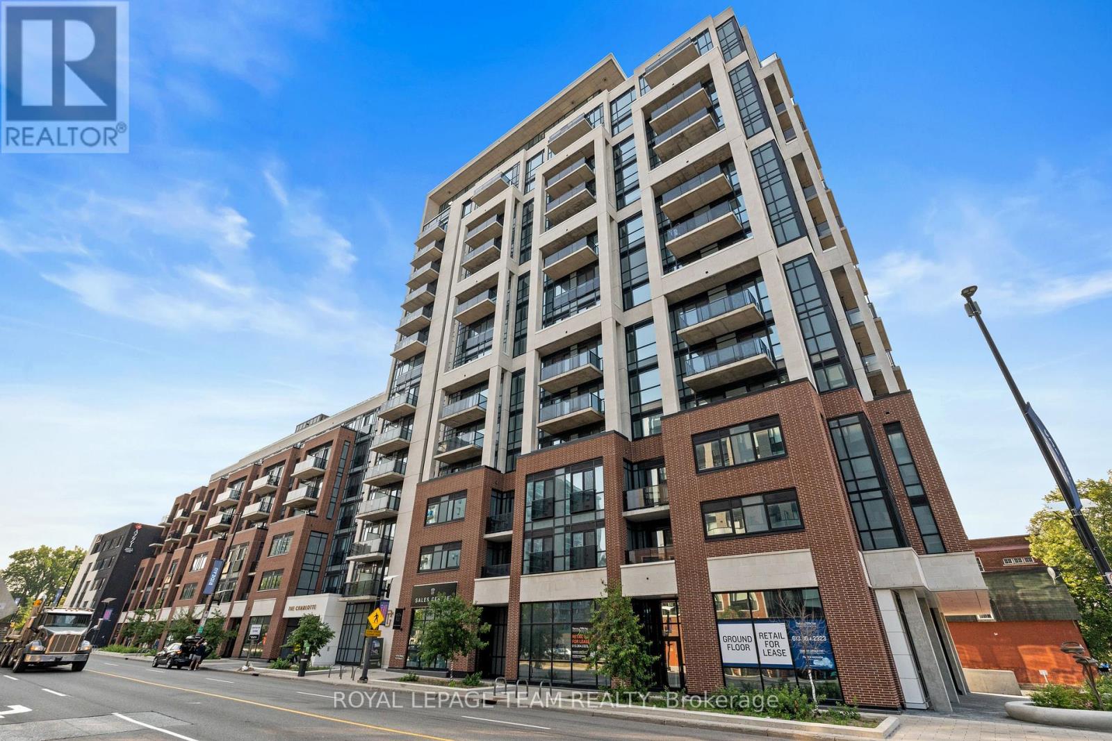 521 560 Rideau Street