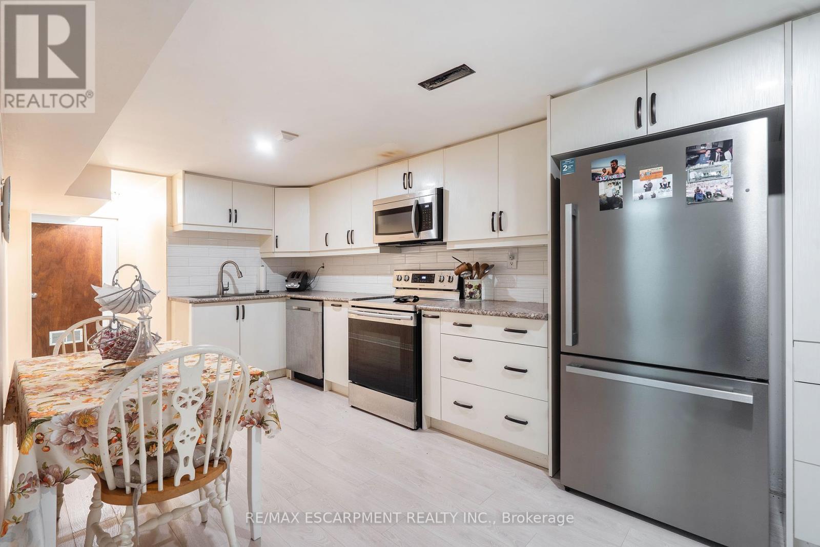 1496 Tyneburn Crescent