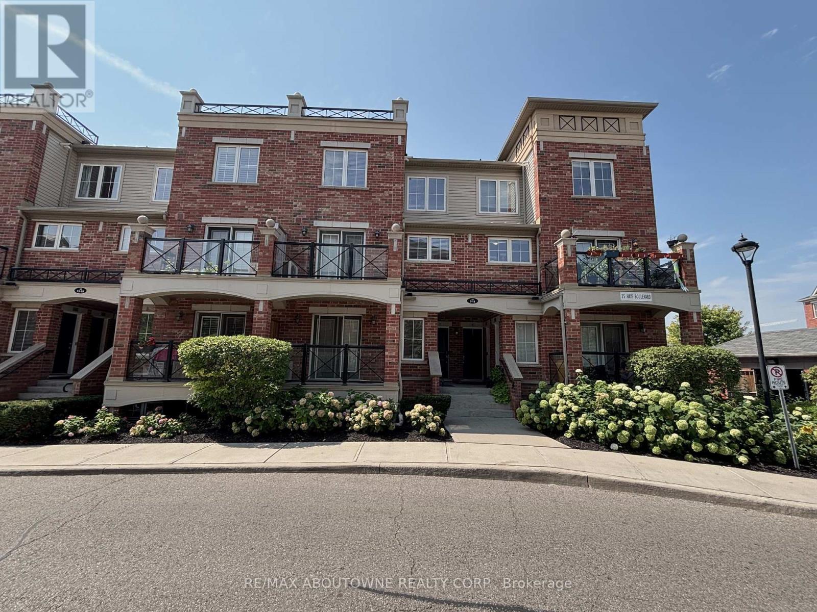 12 35 Hays Boulevard