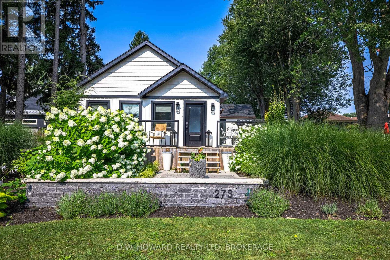 273 Prospect Point W