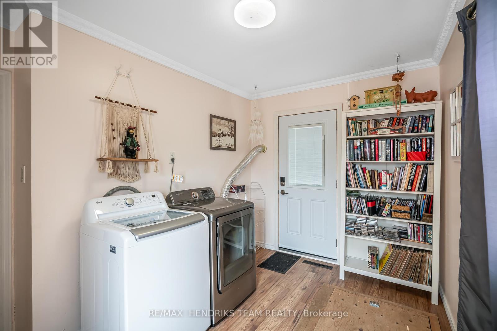 7 Elmwood Avenue