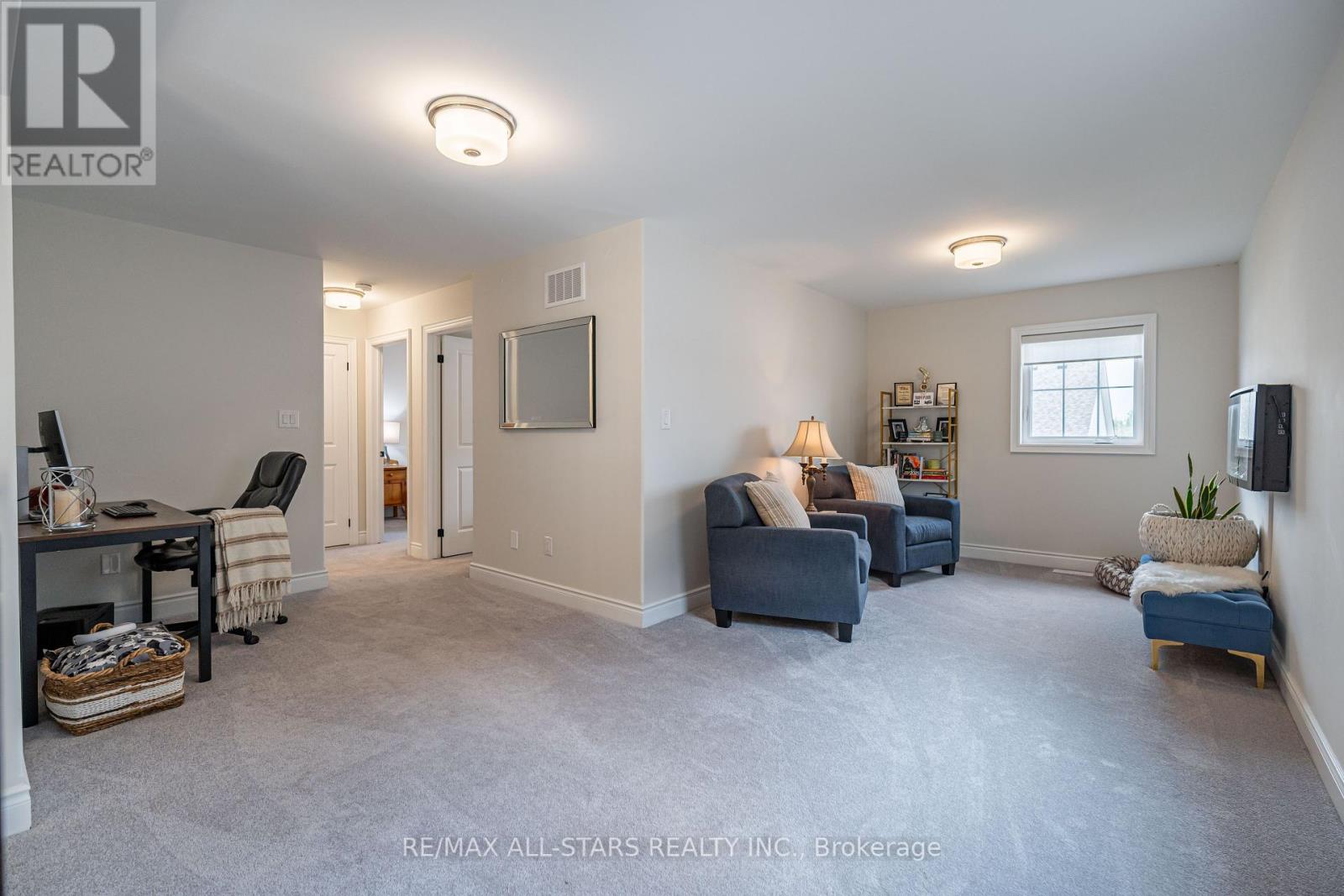 528 Macintosh Grove