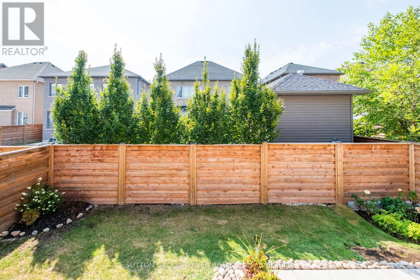 10 Alistair Crescent