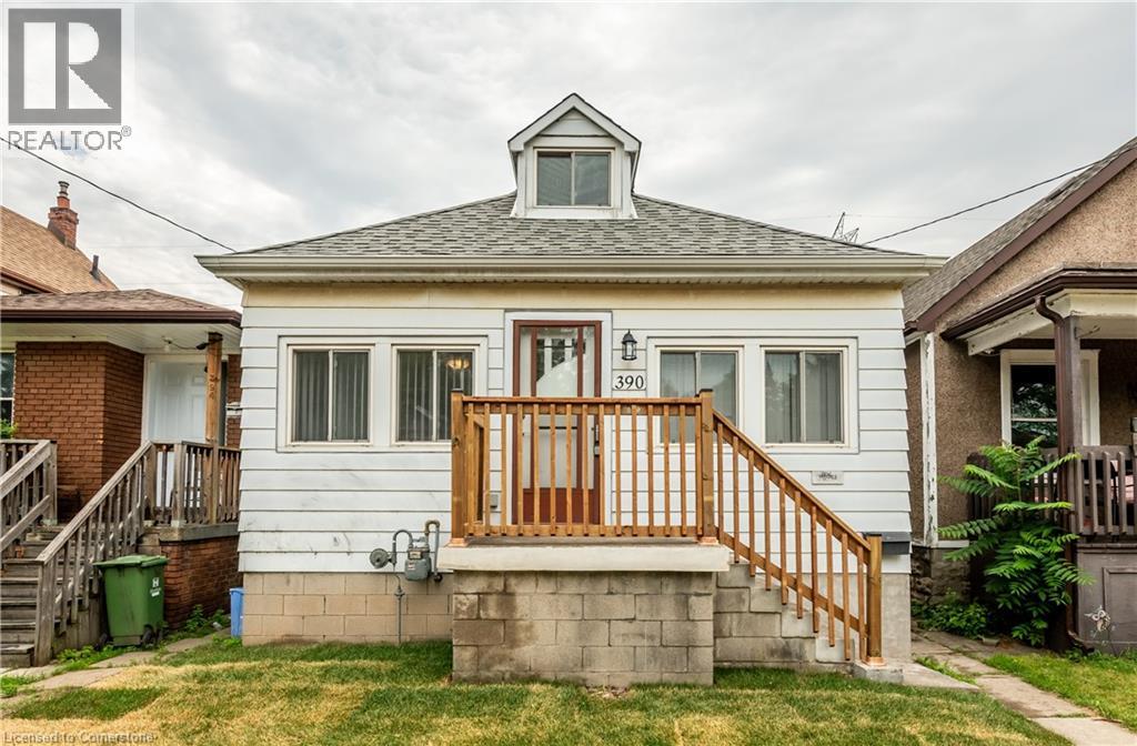 390 Paling Avenue