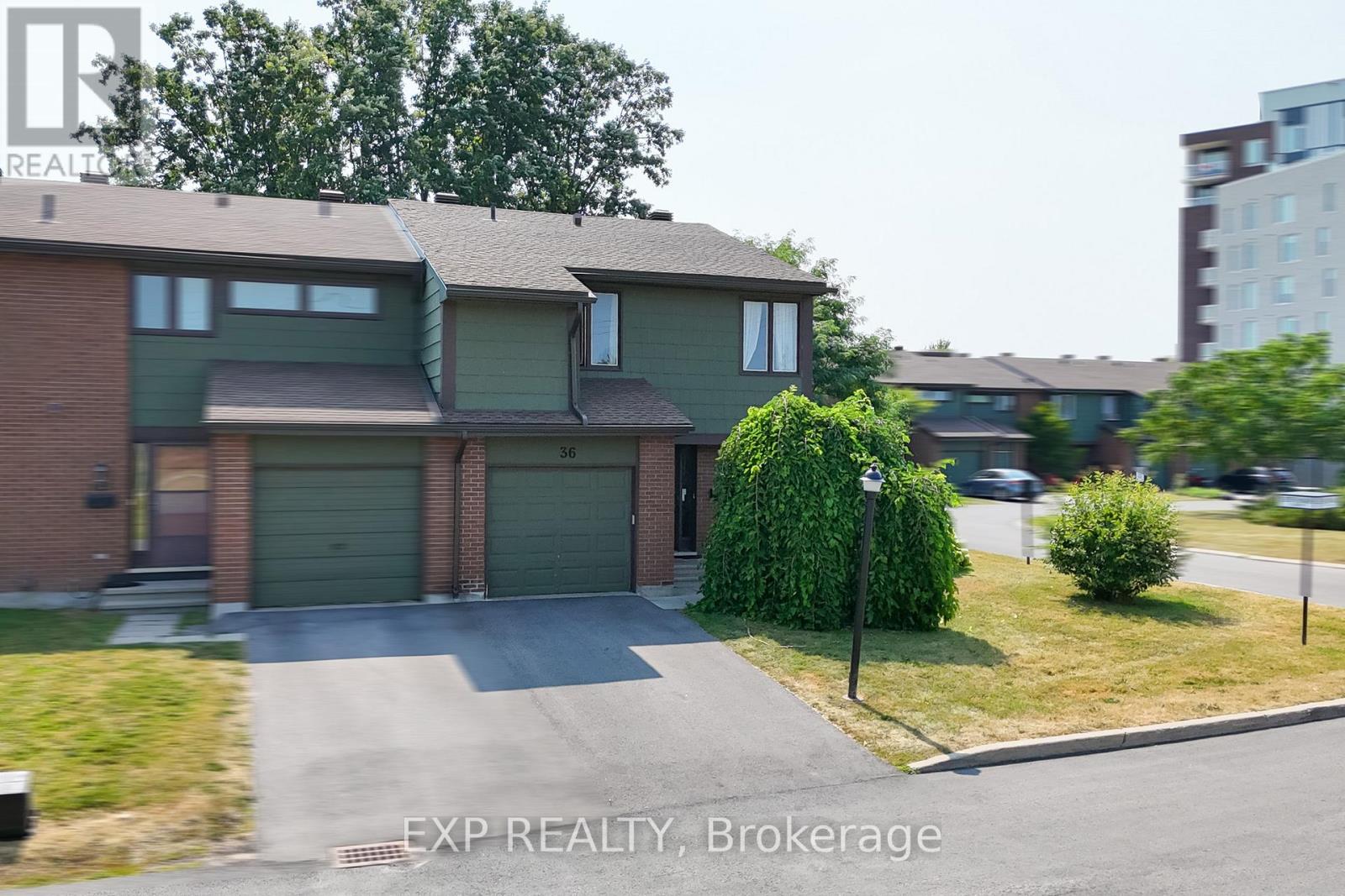36 Bethune Way