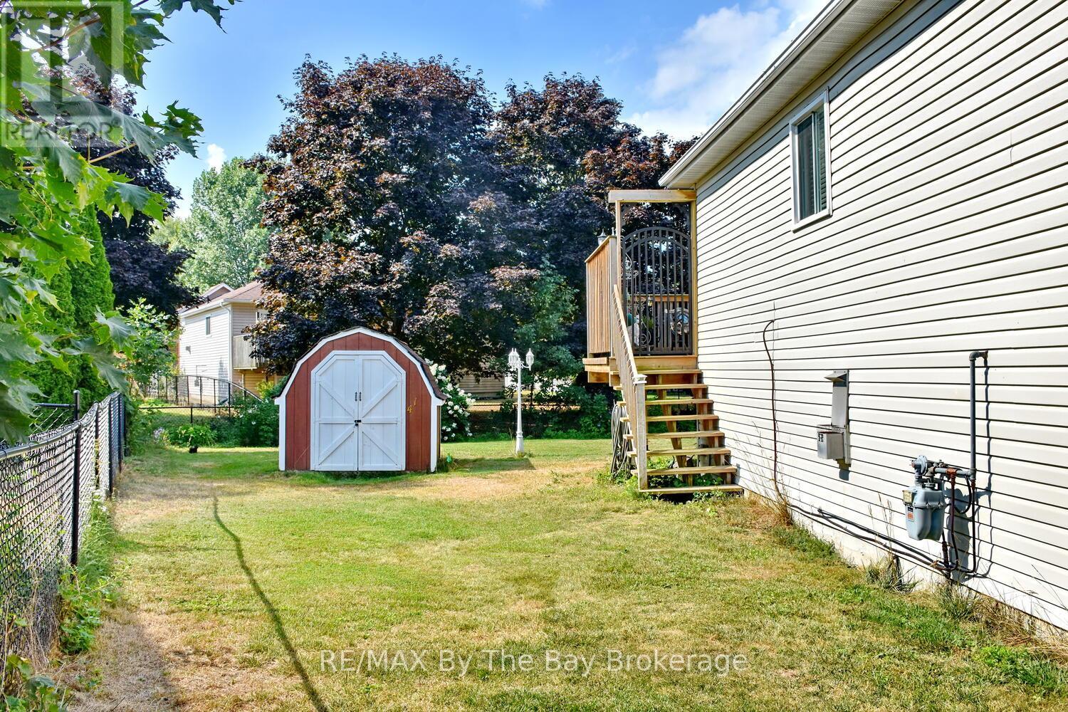 41 Evergreen Crescent
