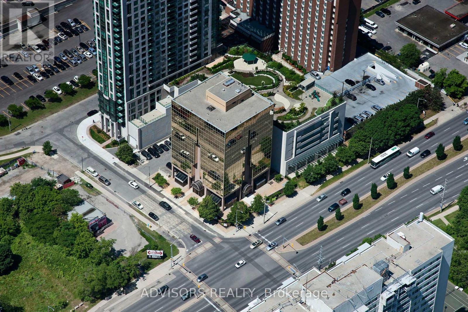 419 3660 Hurontario Street
