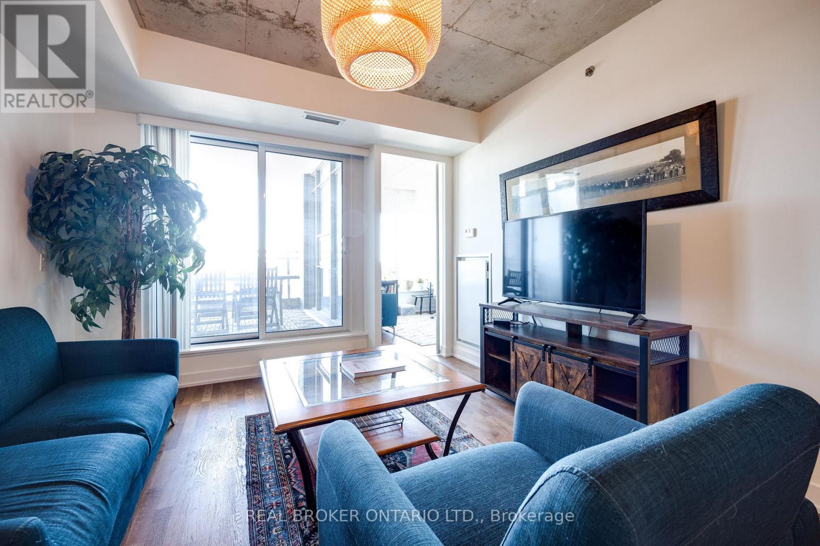 914 20 Minowan Miikan Lane