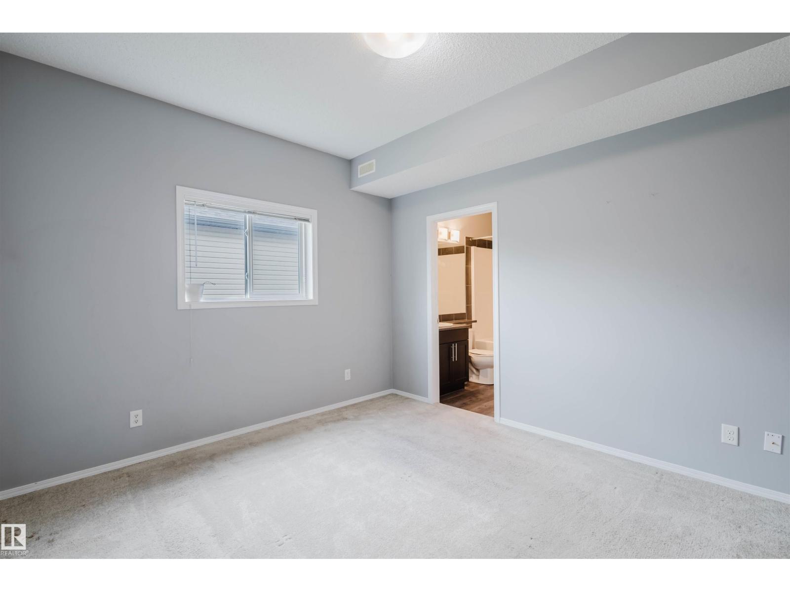 9 6520 2 Av Sw