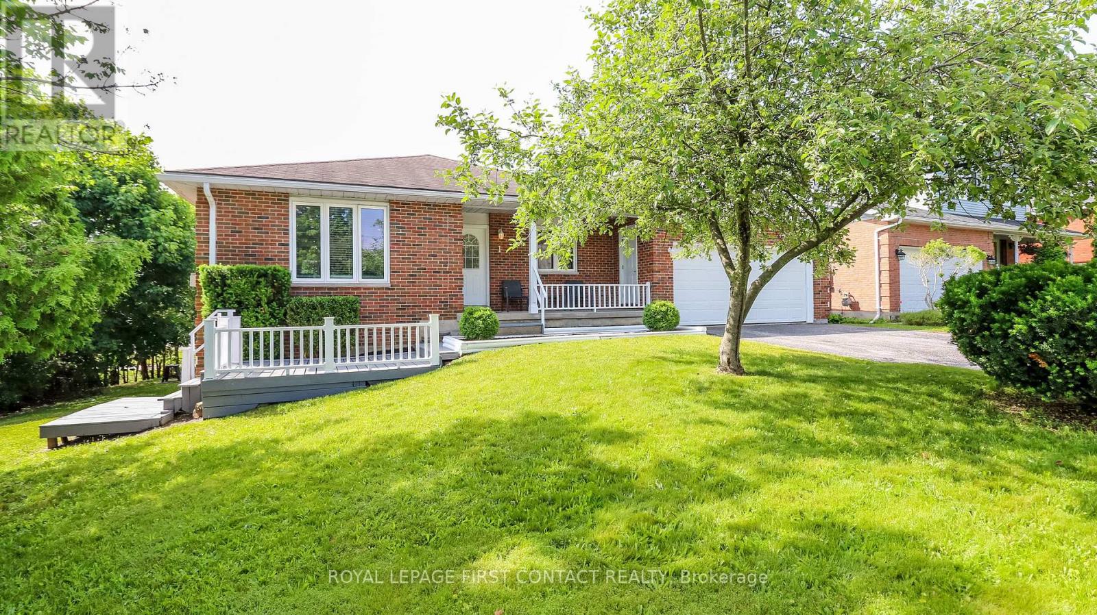 1 Mariposa Drive