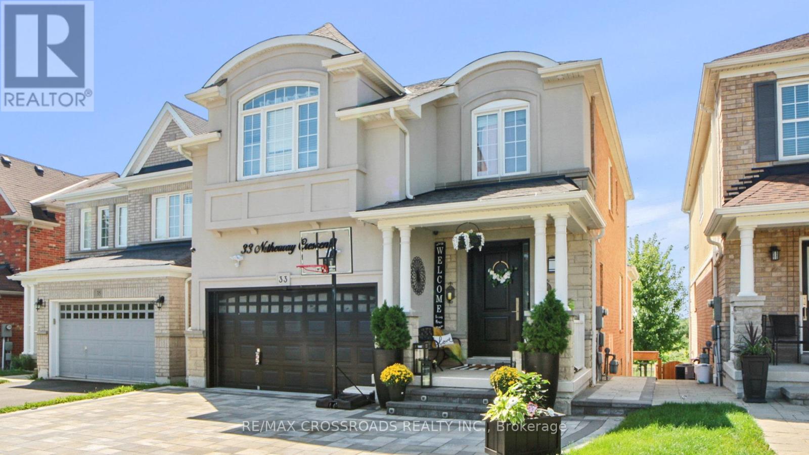 Lower 33 Netherway Crescent