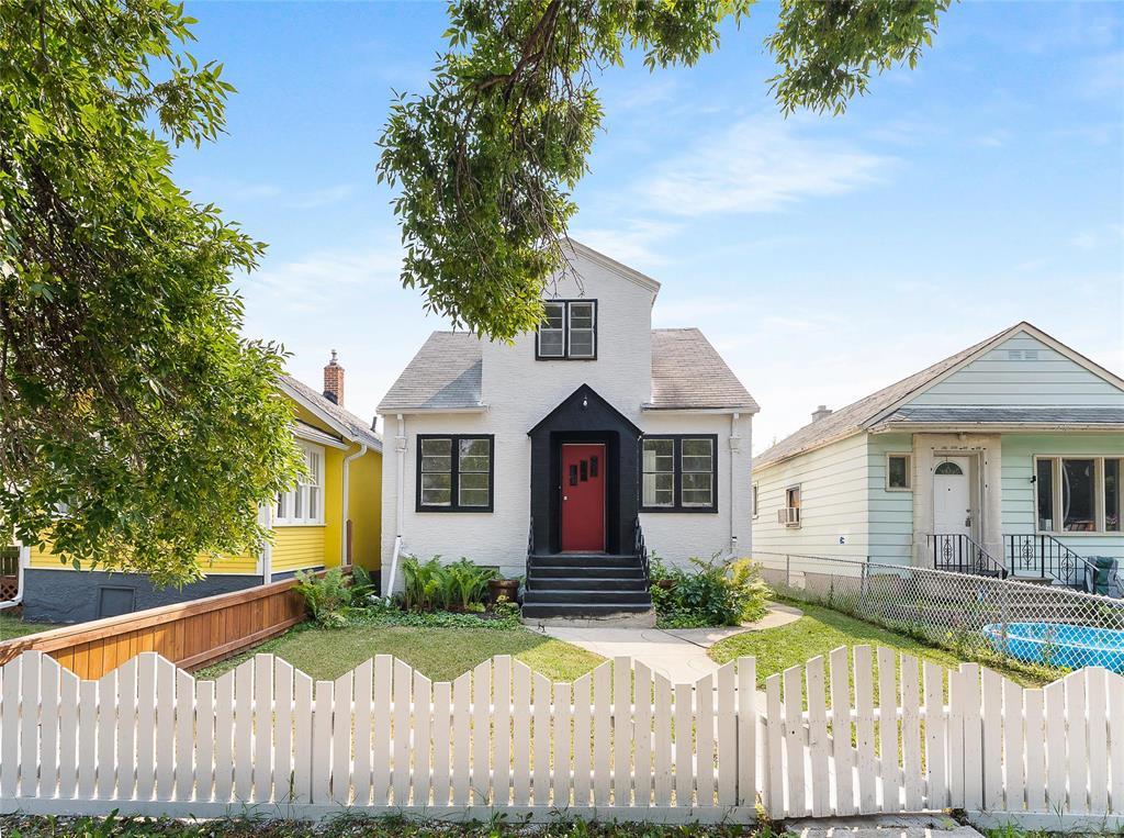 770 Stella Avenue