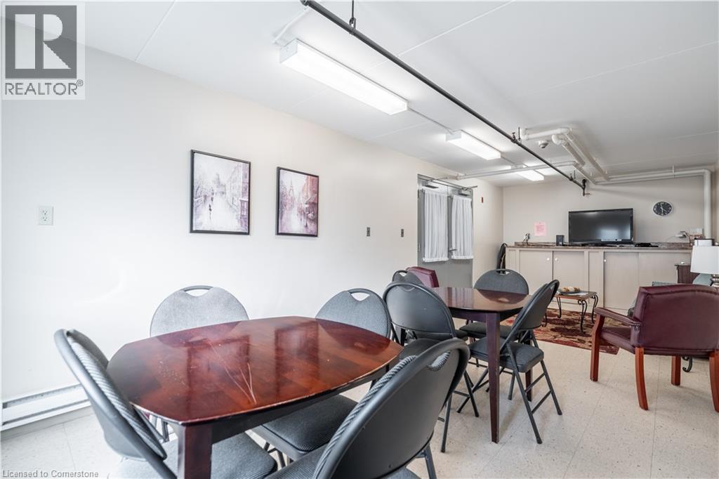 3499 Upper Middle Road Unit 102