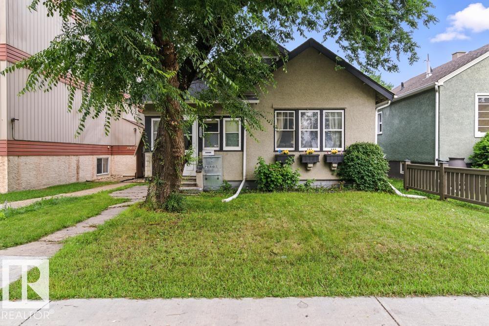 10428 76 Av Nw