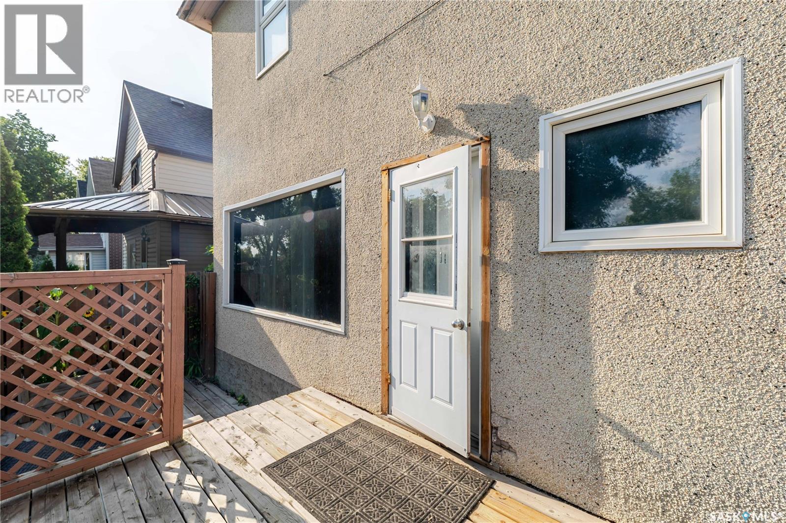 946 Stadacona Street W