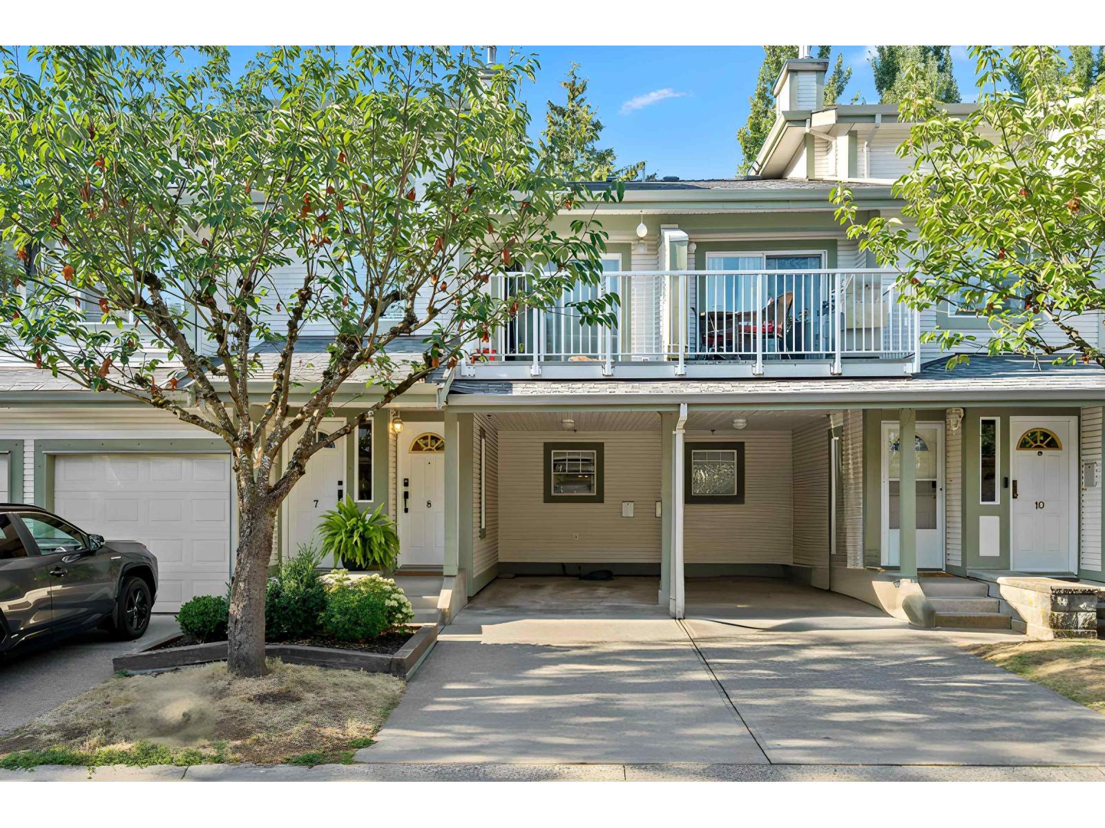 8 8892 208 Street
