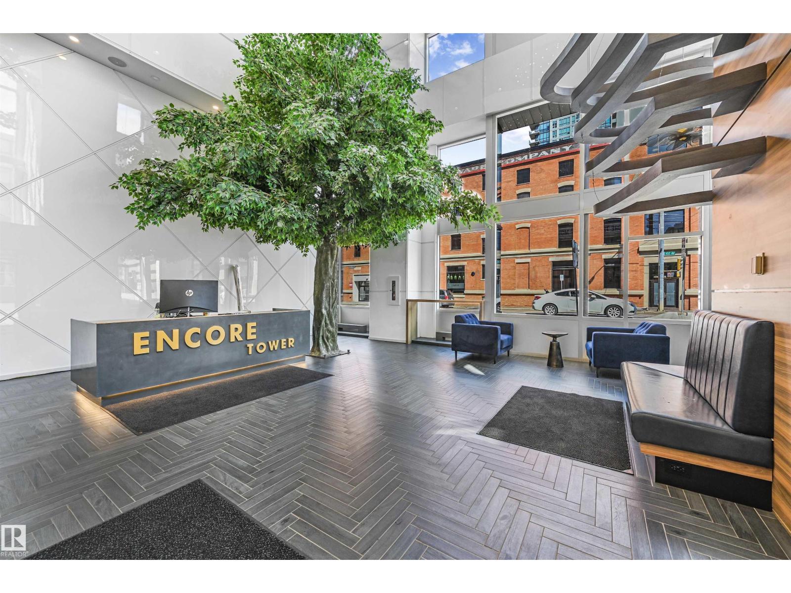3003 10180 103 St Nw