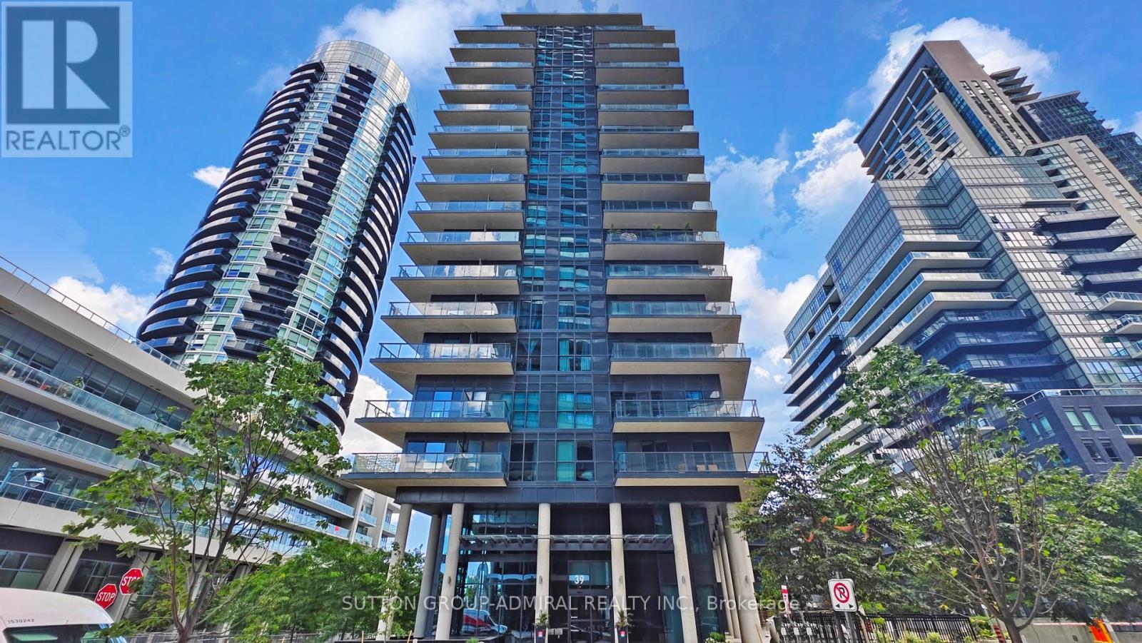 Th 4 39 Annie Craig Drive